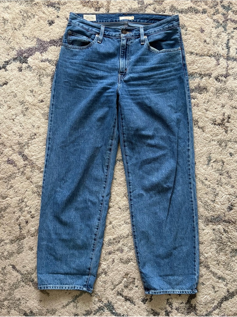 Levi’s Baggy Dad Jeans - Picture 2 of 4